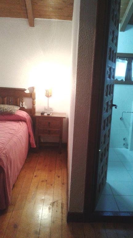 Hostal Puente Deva Еспинама Екстериор снимка